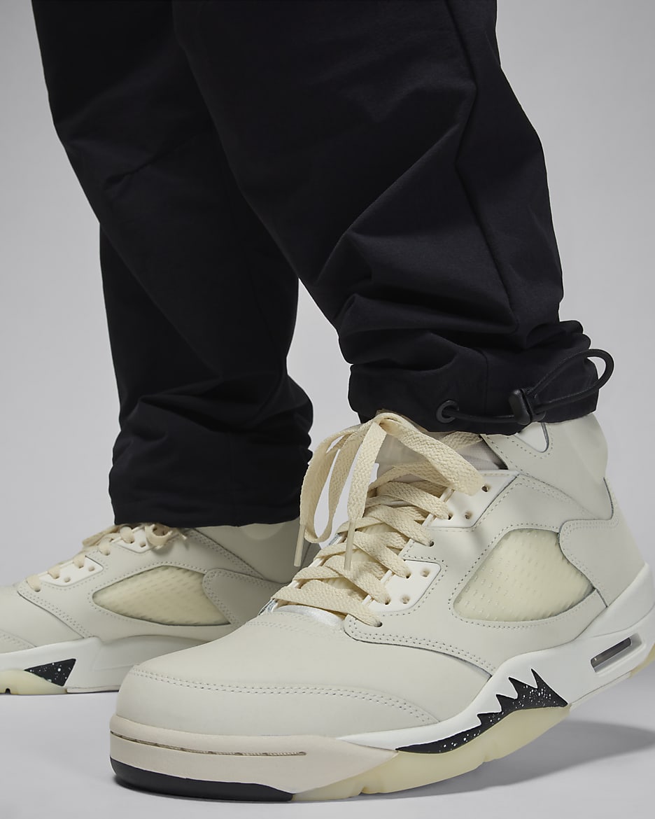 Jordan Essential Men s Woven Trousers. Nike UK